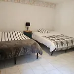 Ainapat Bed & Breakfast Carmaux